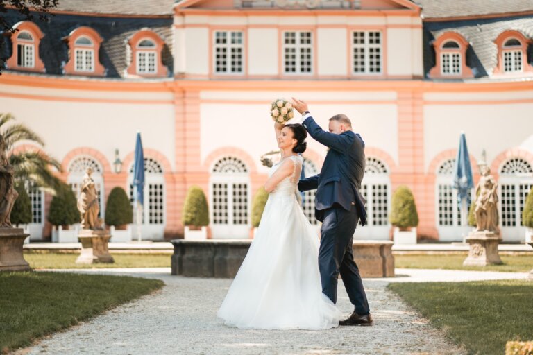Hochzeitsfotograf Schloss Weilburg Brautpaarshooting Hochzeitsfotograf Hochzeitsbilder Hochzeit Fotograf