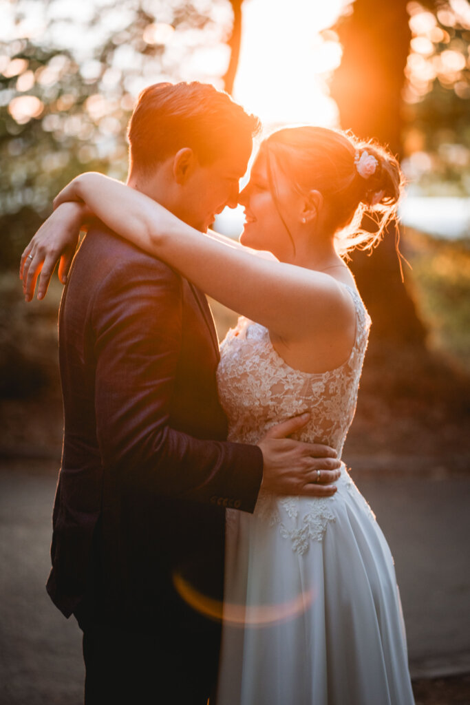 Hochzeit Bonngarten Sonnenuntergang